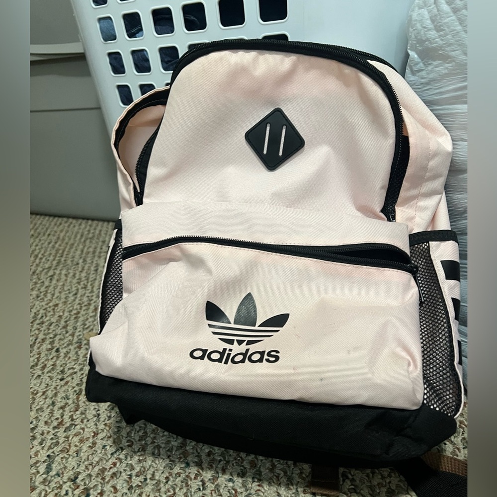 Pink ADIDAS backpack - Picture 1 of 1